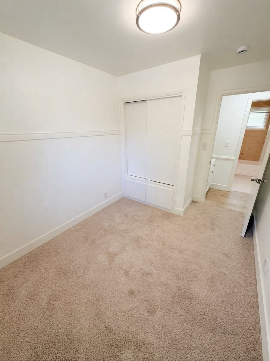 Draper House: 13160 S 300 E