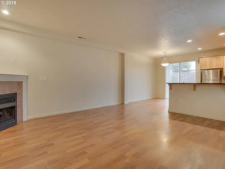 Gresham Townhome: 1768 SE Night Heron Way
