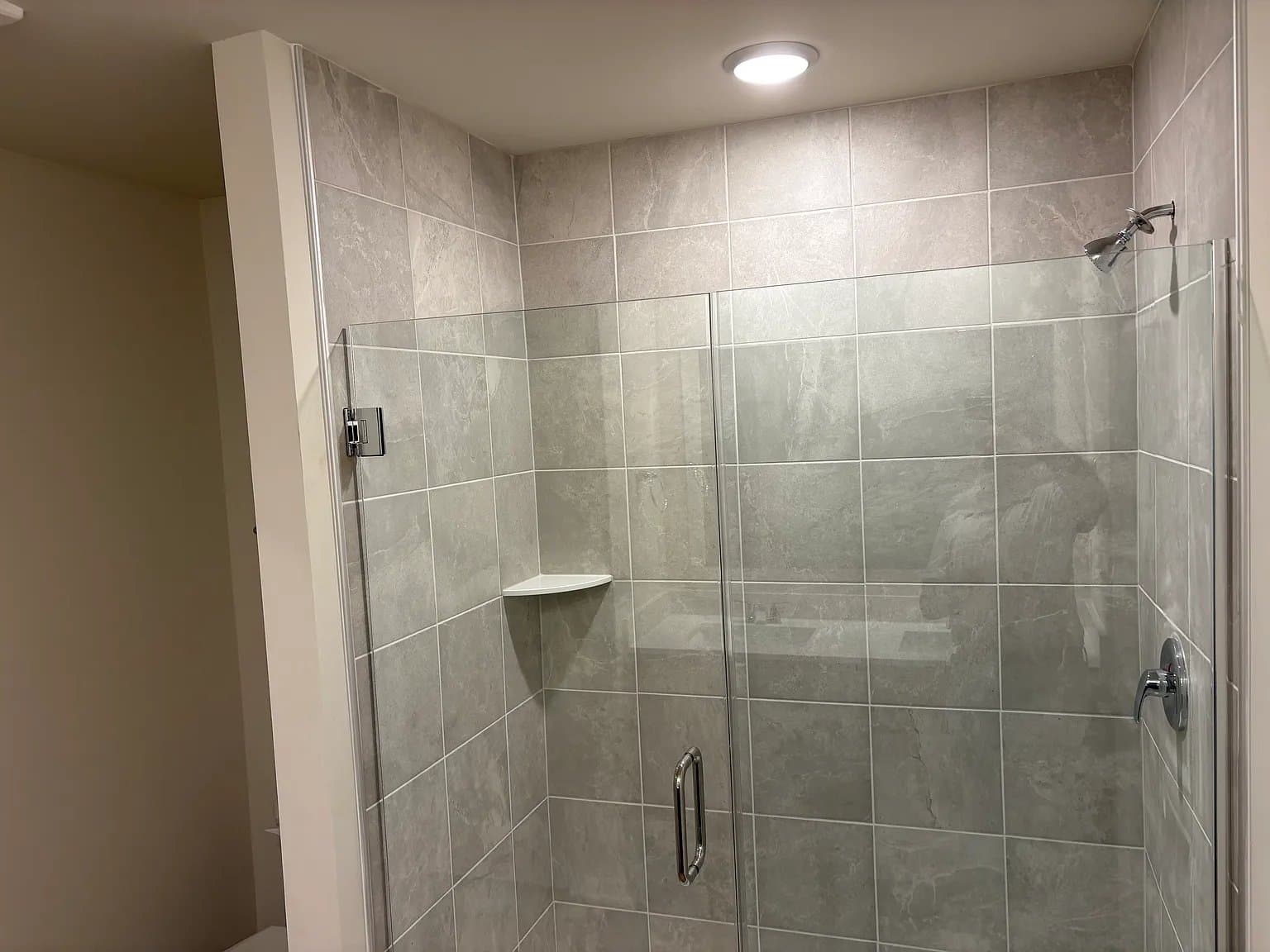 Louisville House: 16936 Aiken Ridge Cir