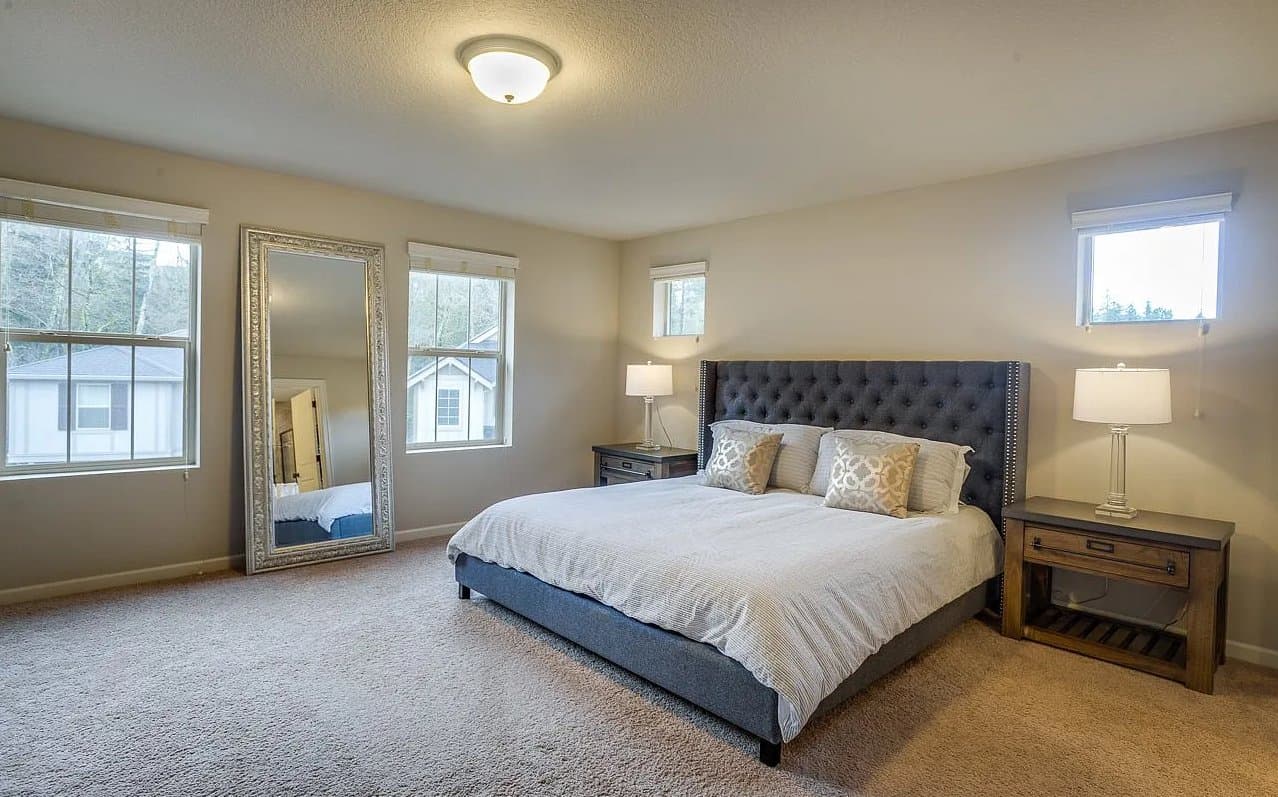 Portland House: 9377 SW Chopin Ln