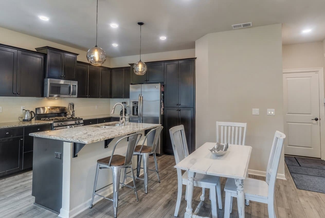 Portland House: 9377 SW Chopin Ln