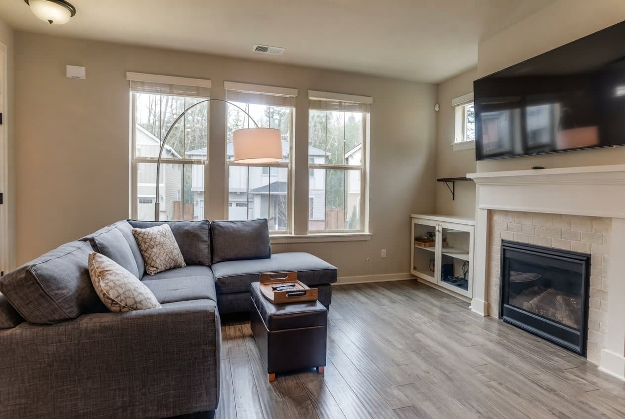 Portland House: 9377 SW Chopin Ln