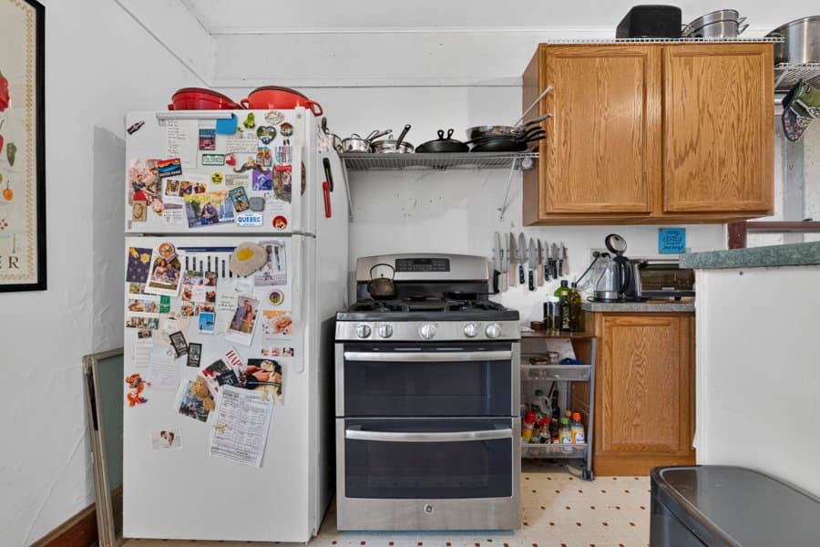 Madison Condo: 149 E Gilman