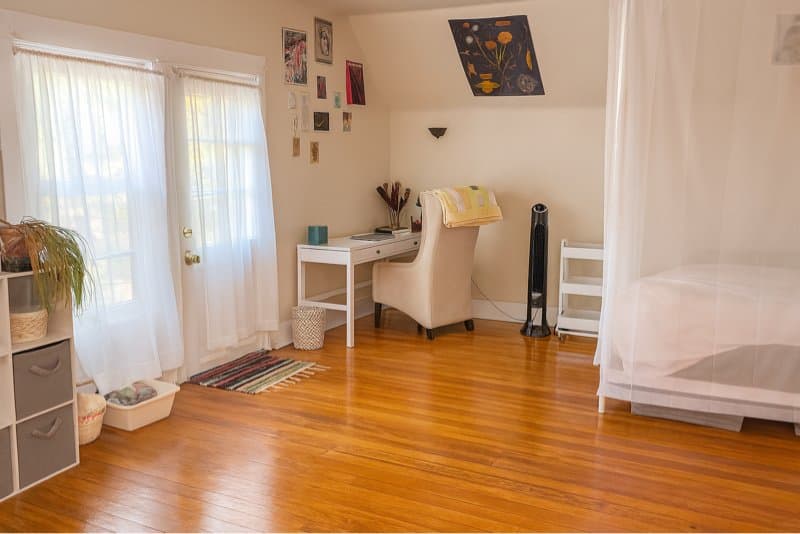 Madison Condo: 149 E Gilman