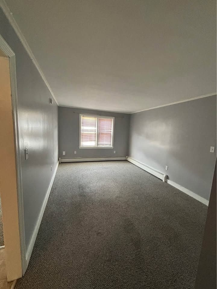 Biddeford Apartment: 211 Hill Street