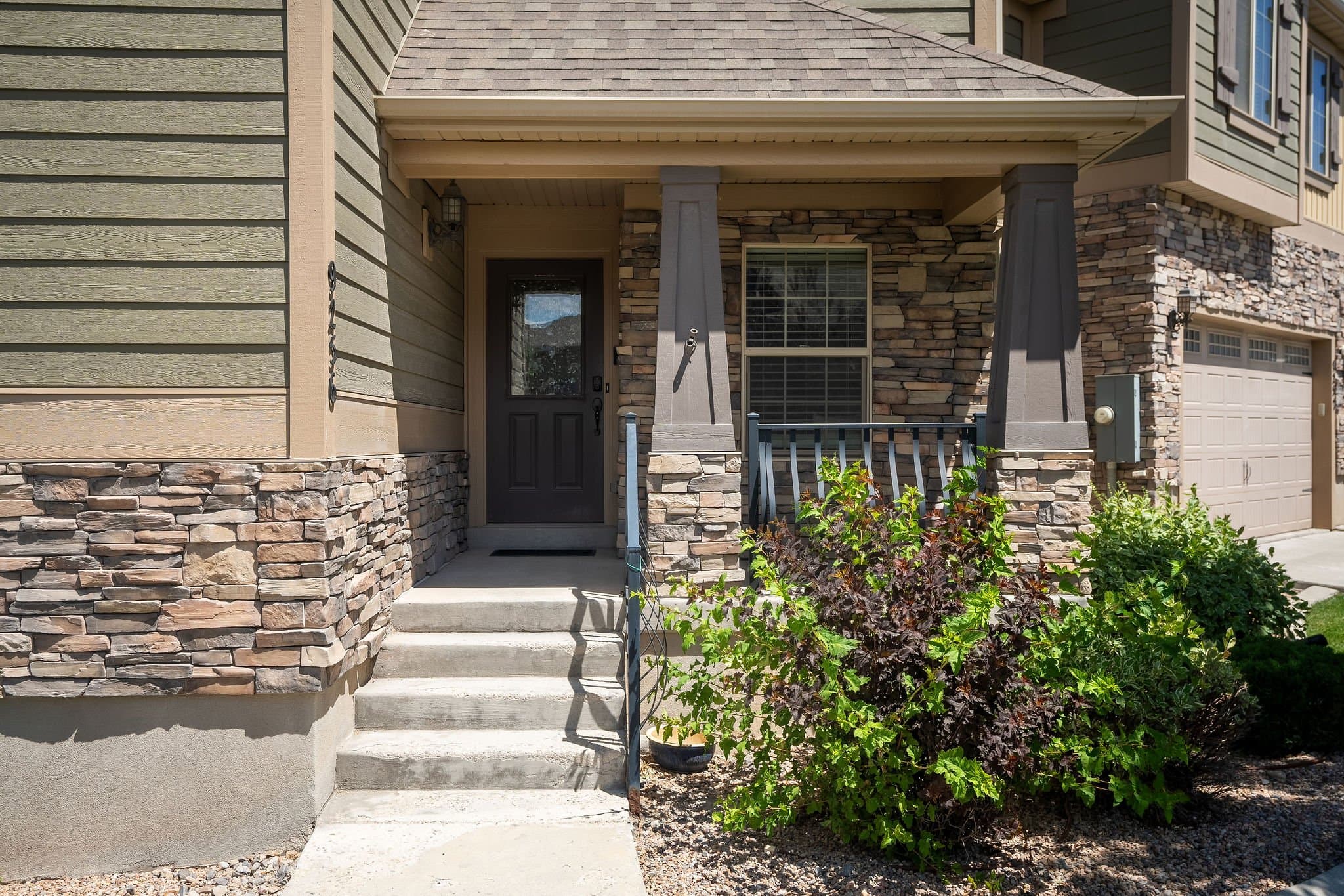 Eagle Mountain Townhome: 9256 N Prairie Dunes Way