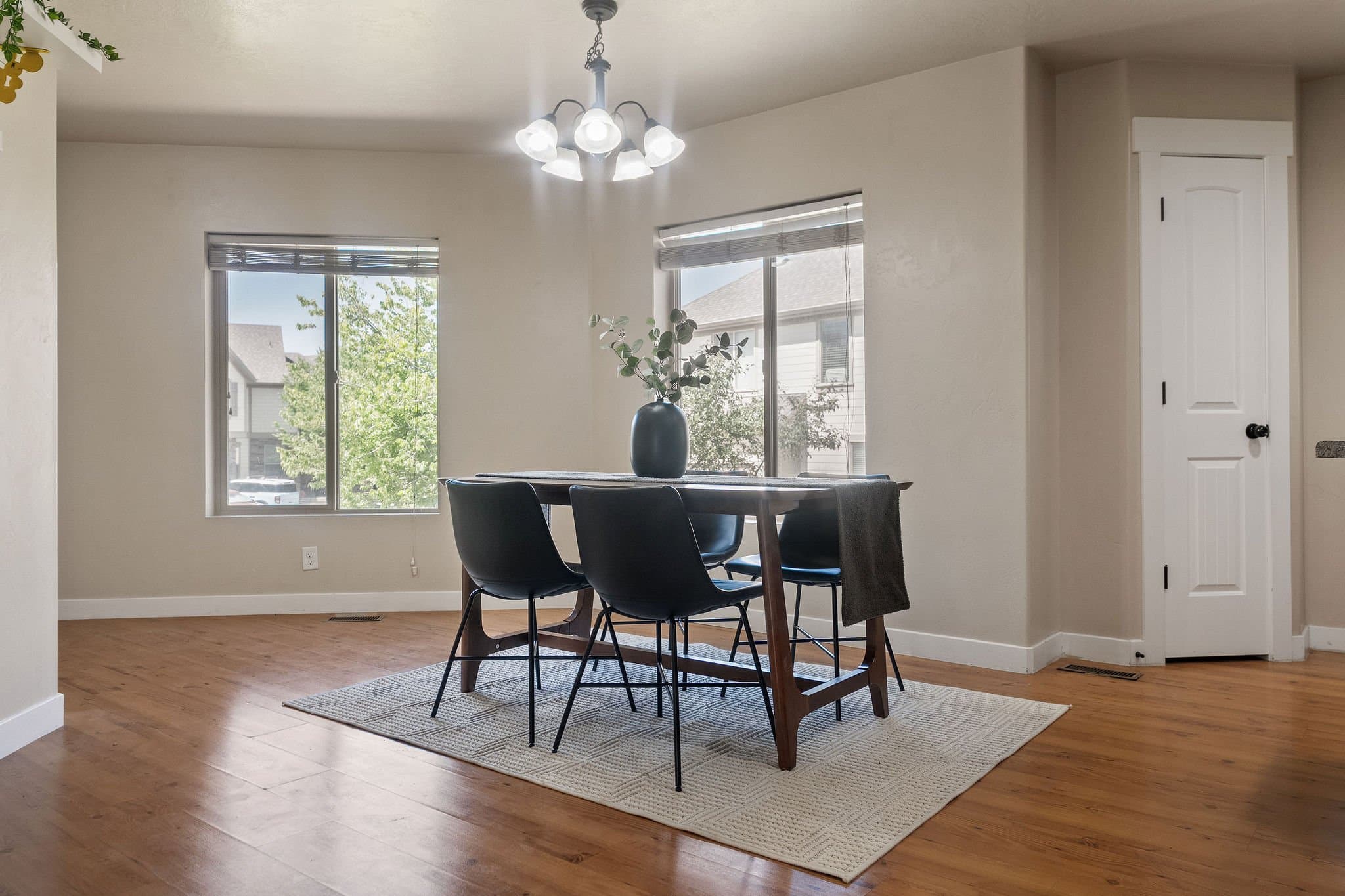 Eagle Mountain Townhome: 9256 N Prairie Dunes Way