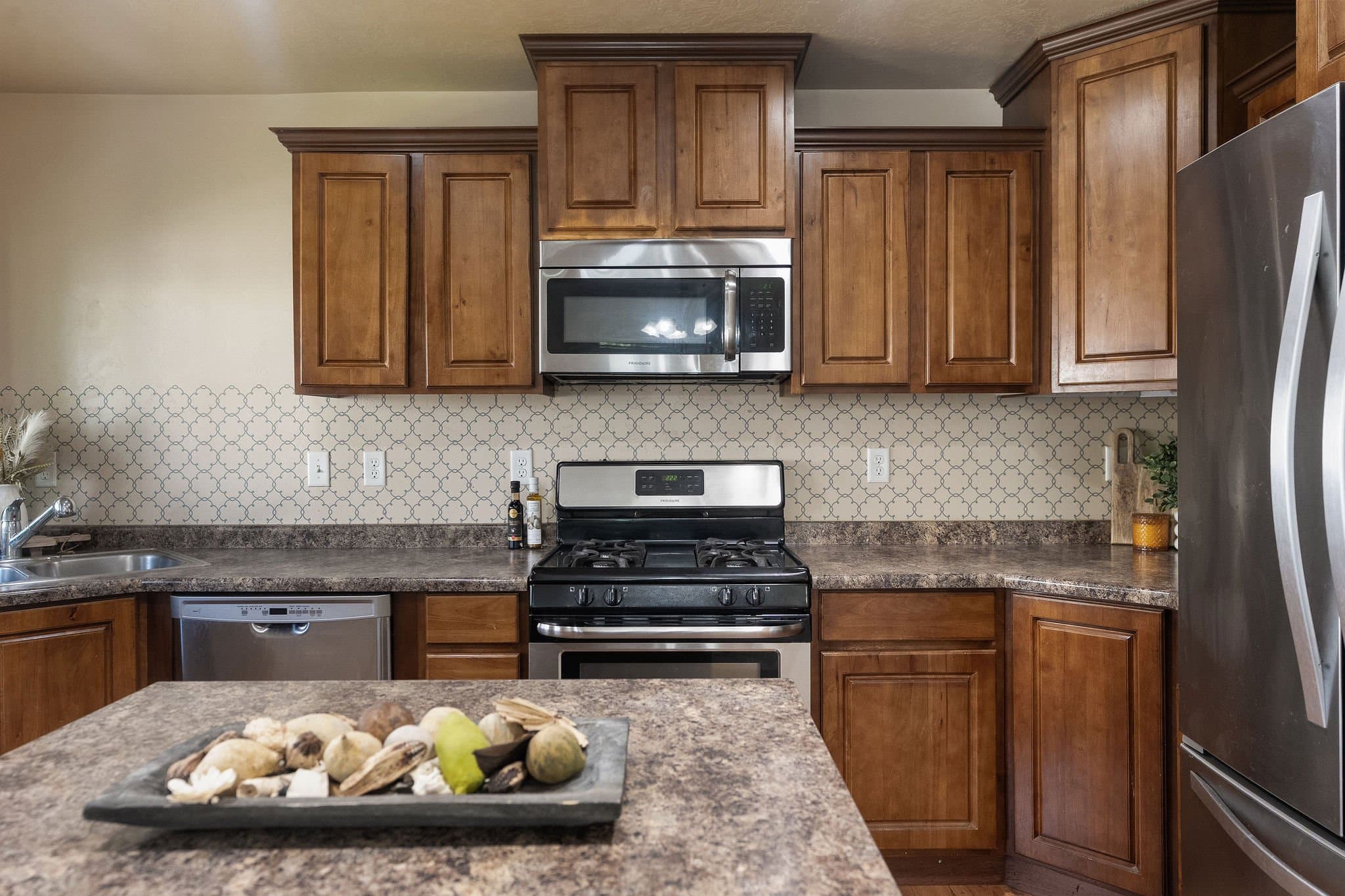 Eagle Mountain Townhome: 9256 N Prairie Dunes Way