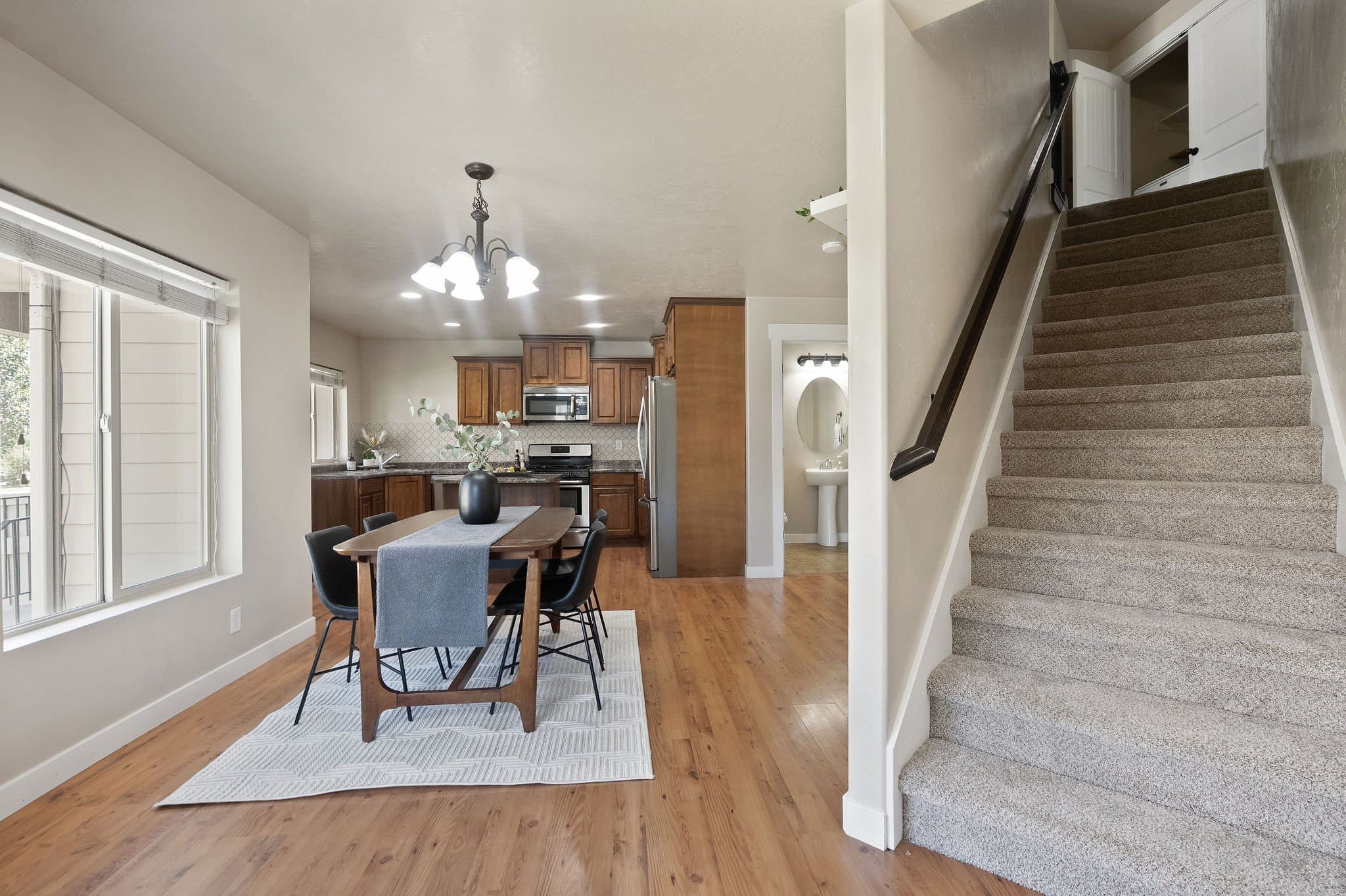 Eagle Mountain Townhome: 9256 N Prairie Dunes Way