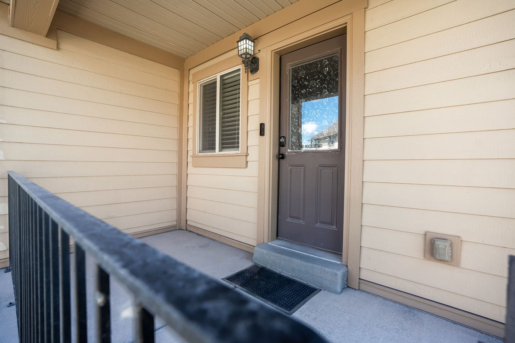 Eagle Mountain Townhome: 9256 N Prairie Dunes Way
