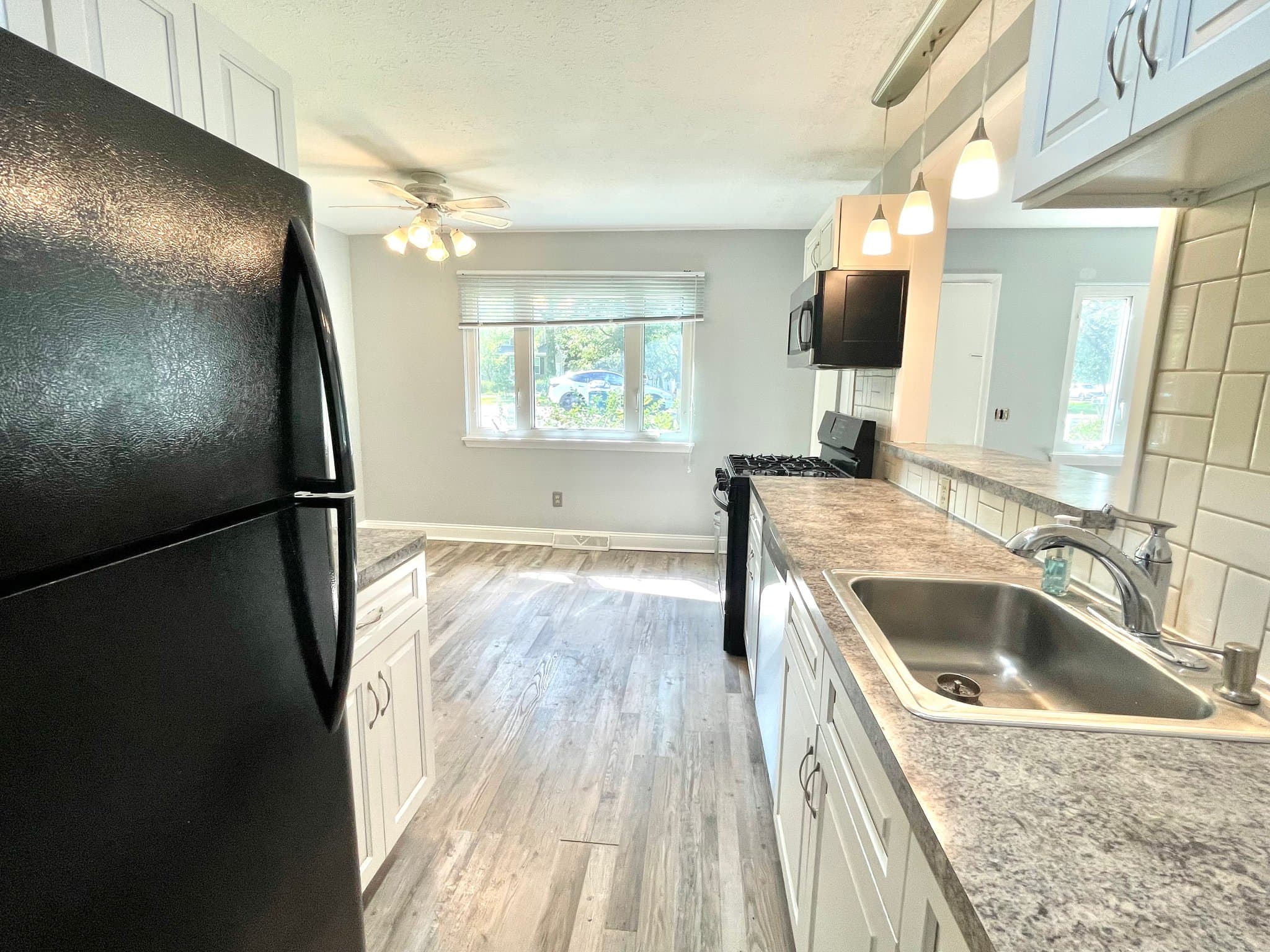 North Ridgeville House: 4885 Lear Nagle