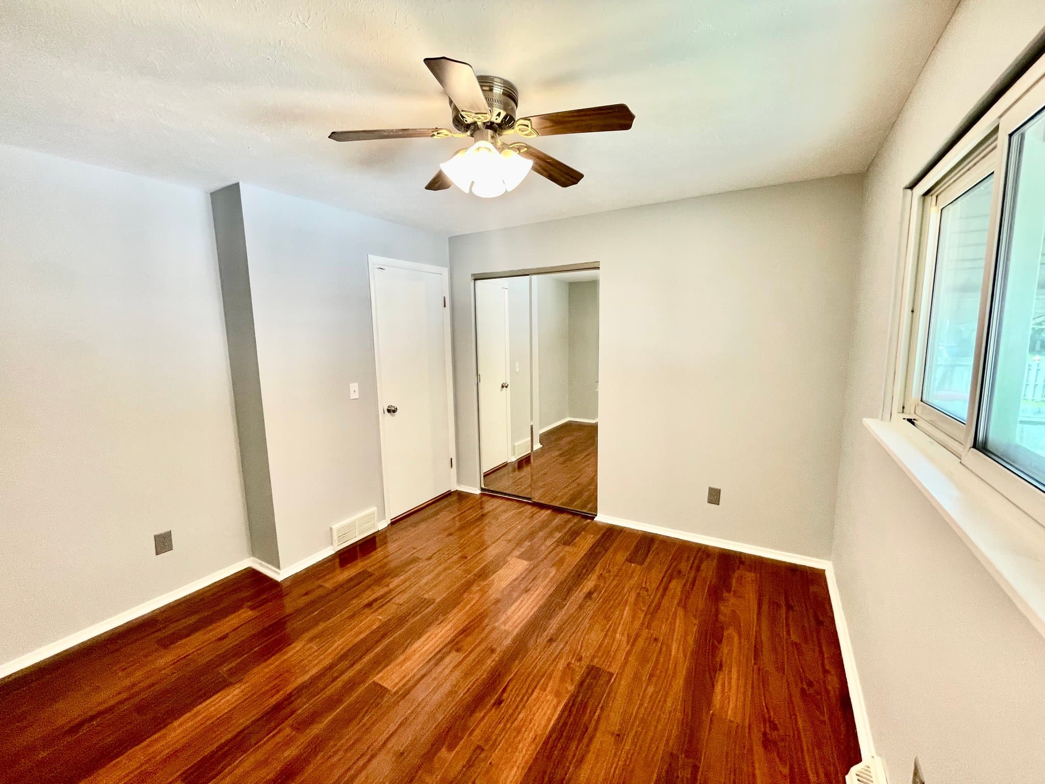 North Ridgeville House: 4885 Lear Nagle
