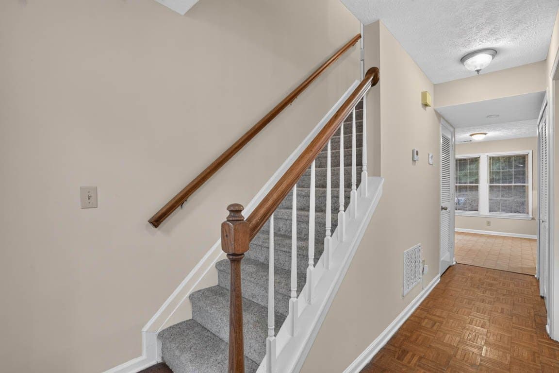 Lithonia House: 3142 Aberdeen Way