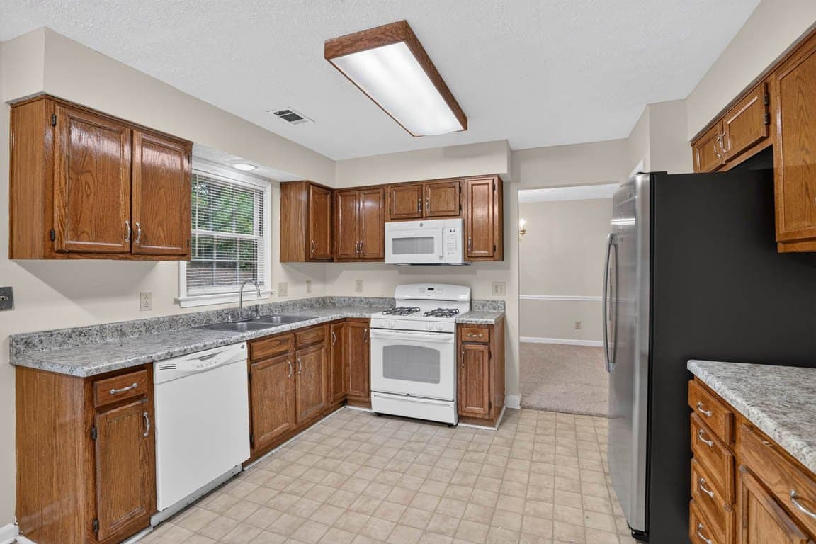 Lithonia House: 3142 Aberdeen Way