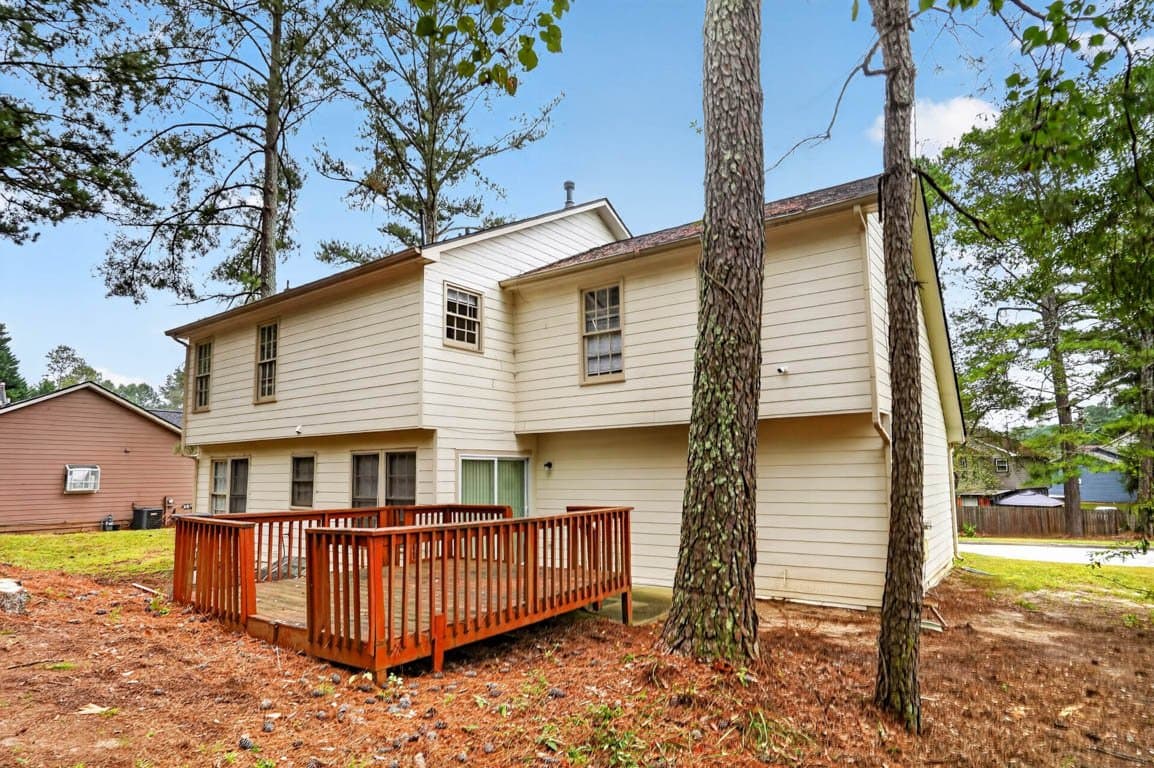 Lithonia House: 3142 Aberdeen Way