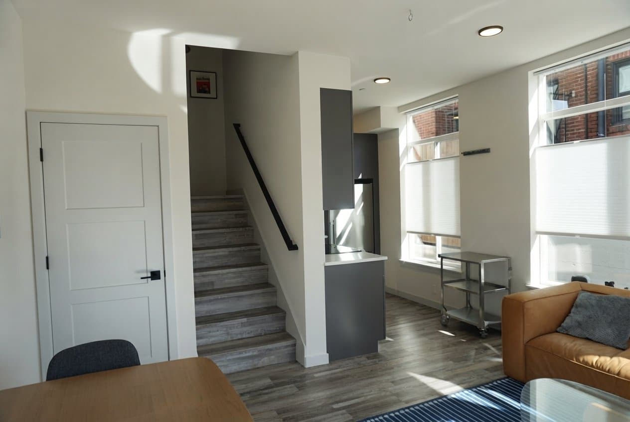 Seattle Townhome: 722 N Allen Pl