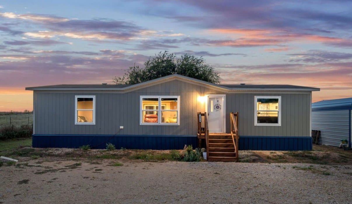 Floresville Other: 2870 County Road 120
