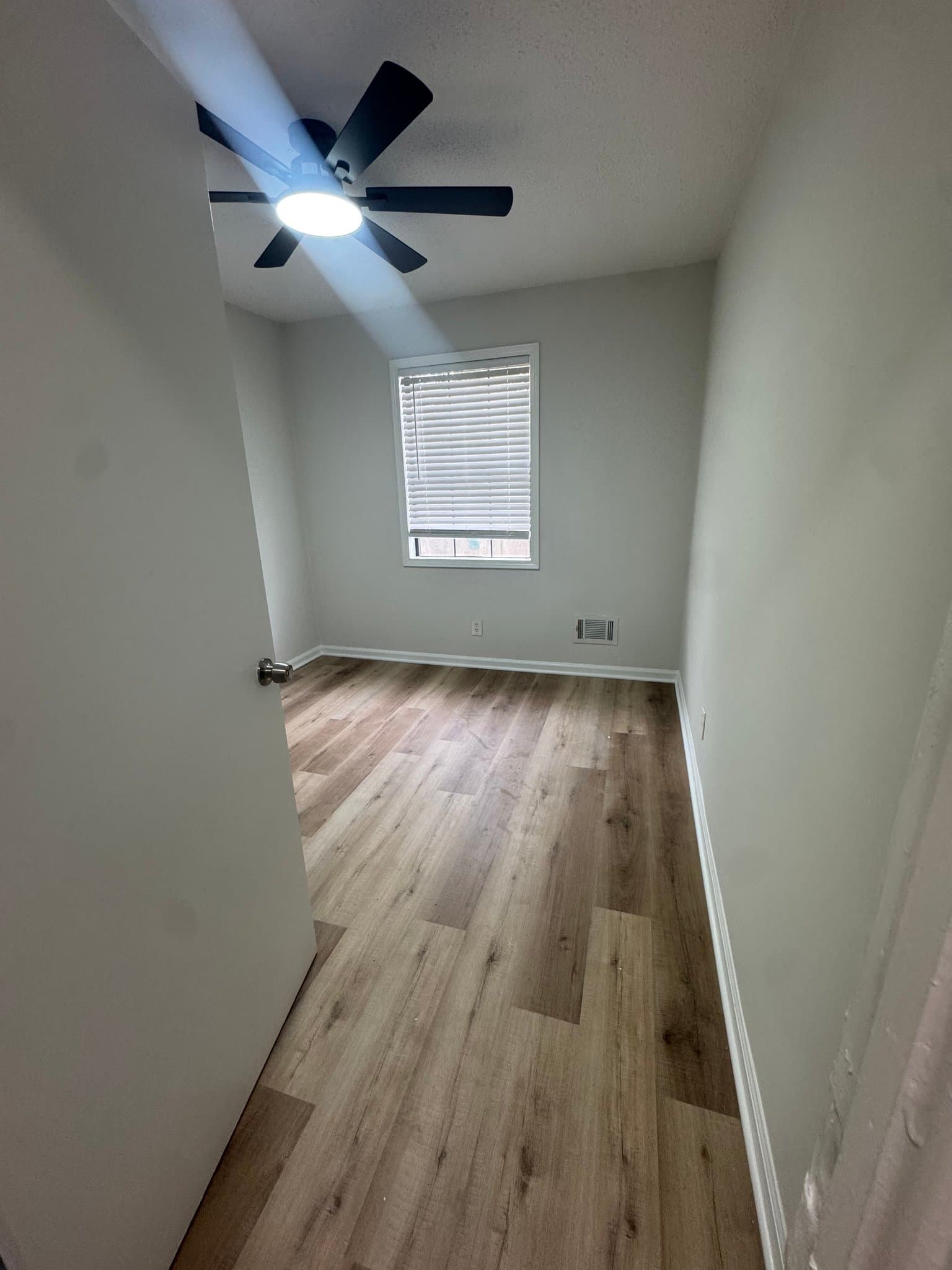 Canton House: 482 Palm St