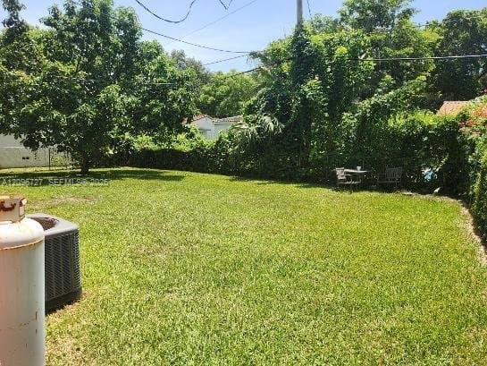 Coral Gables House: 448 Cadagua Ave
