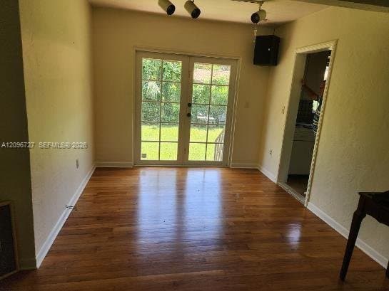 Coral Gables House: 448 Cadagua Ave