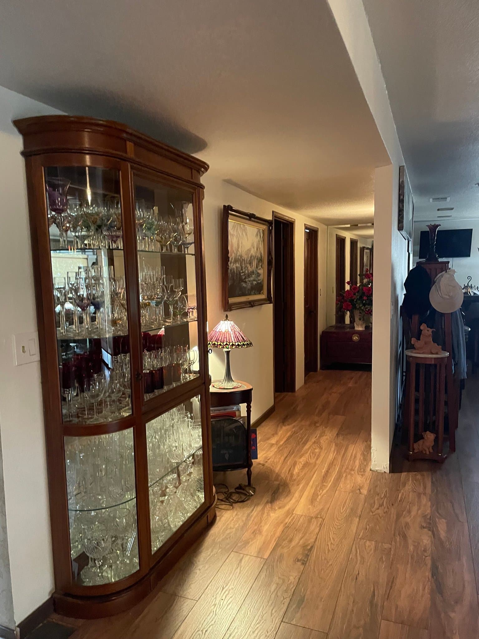 Norco Single Room: 2546 Reservoir Drive