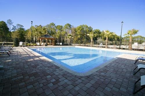 Jacksonville Condo: 7044 Deerlodge Circle