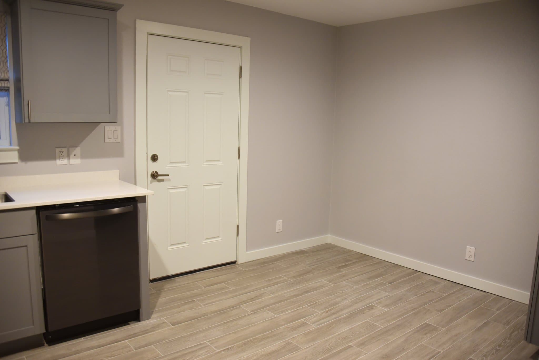 Luling Townhome: 1033 East Milam