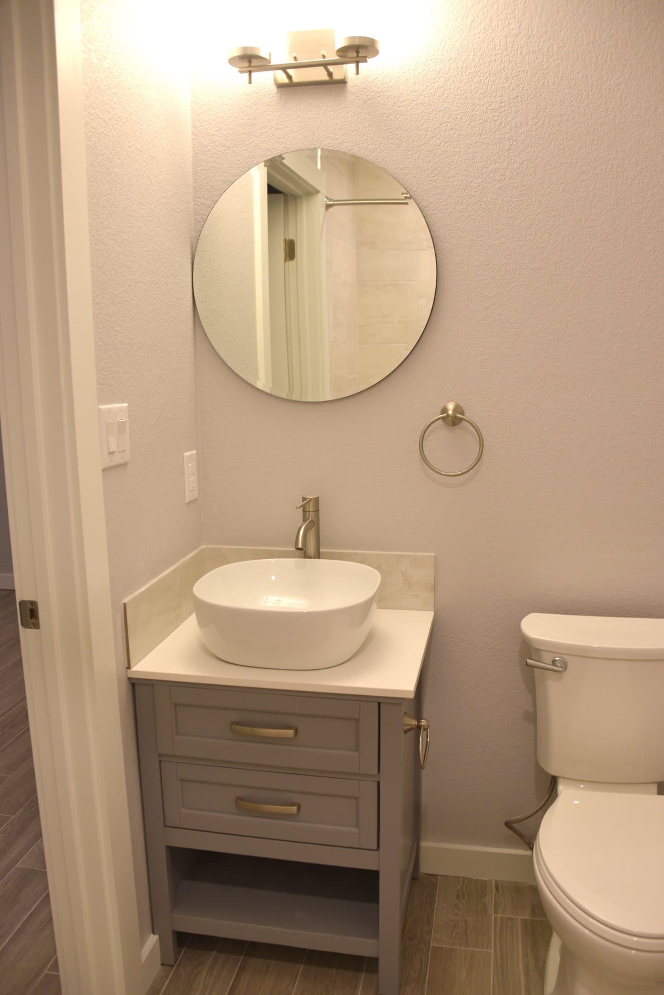 Luling Townhome: 1033 East Milam
