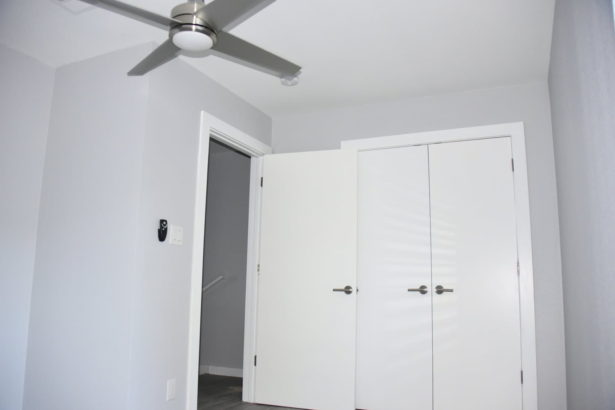 Luling Townhome: 1033 East Milam