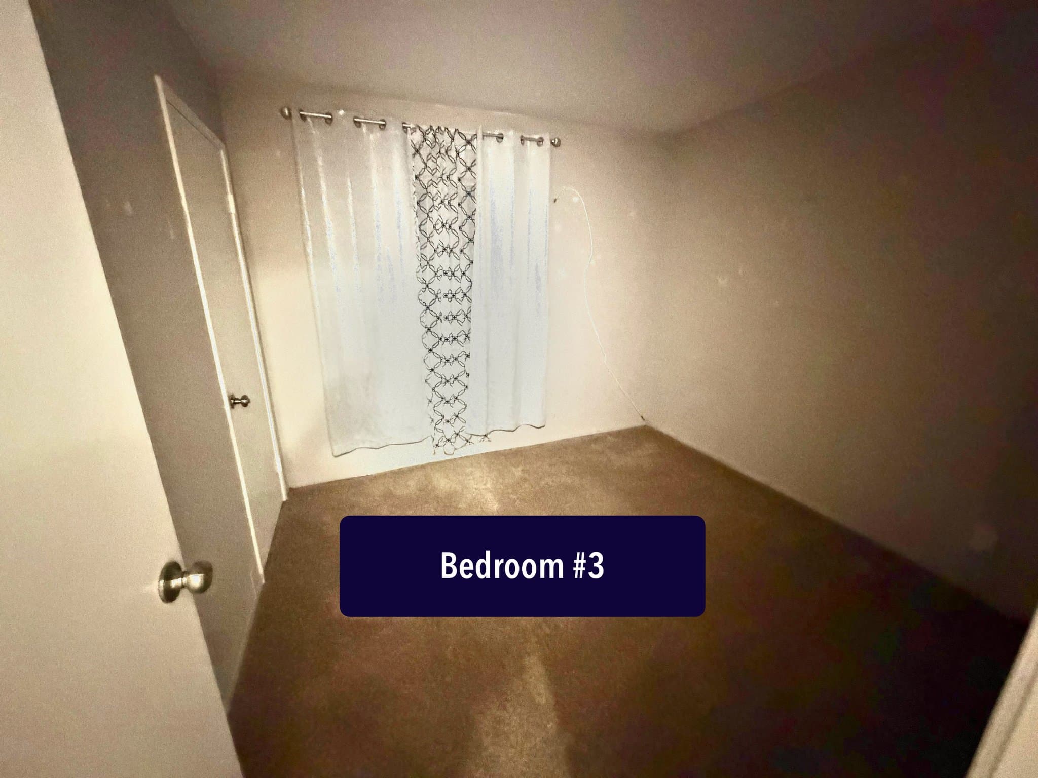Lancaster House: 44644 Stillwater Dr