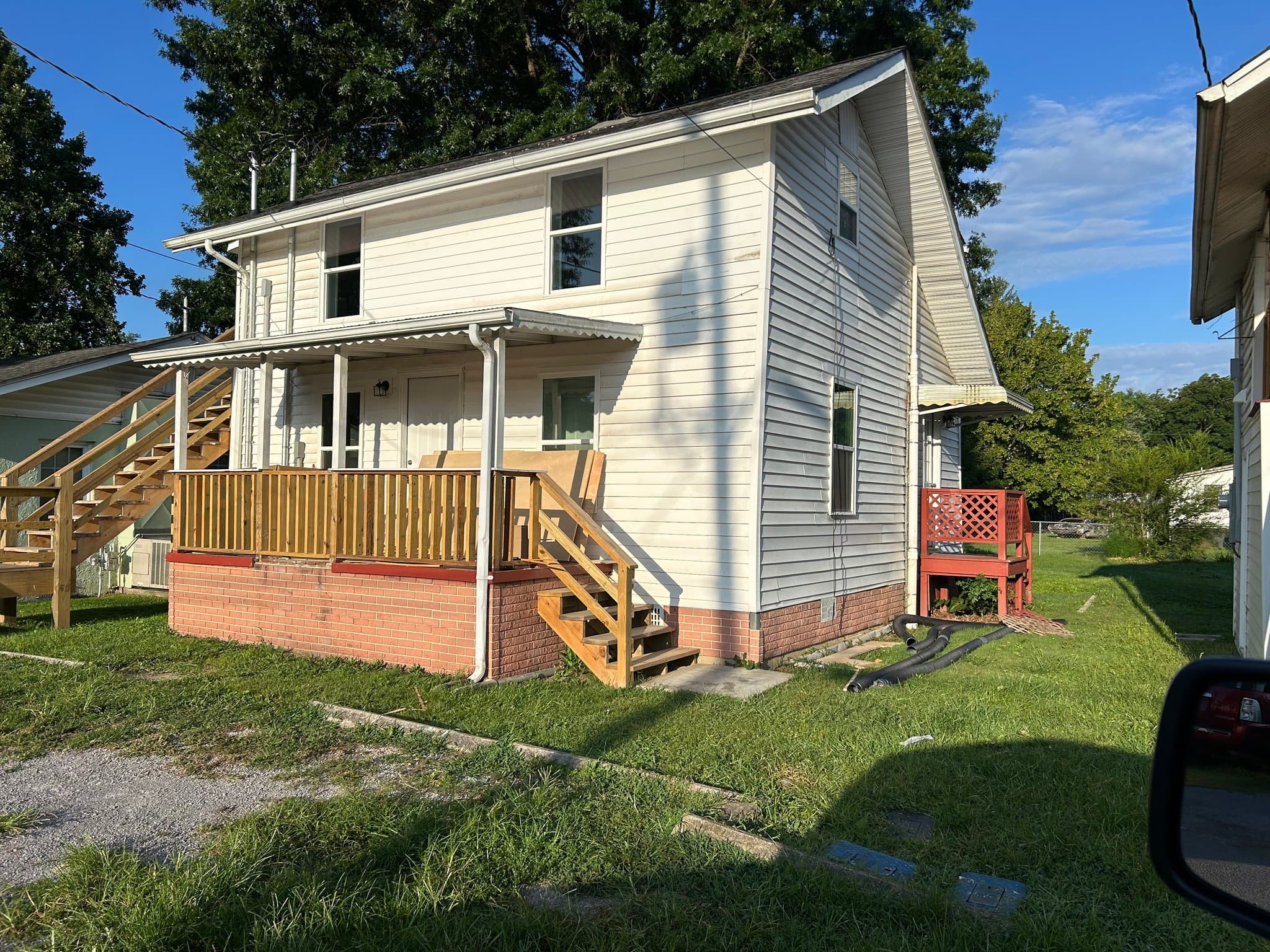 Middlesboro Townhome: 304 1/2 S. 27th St