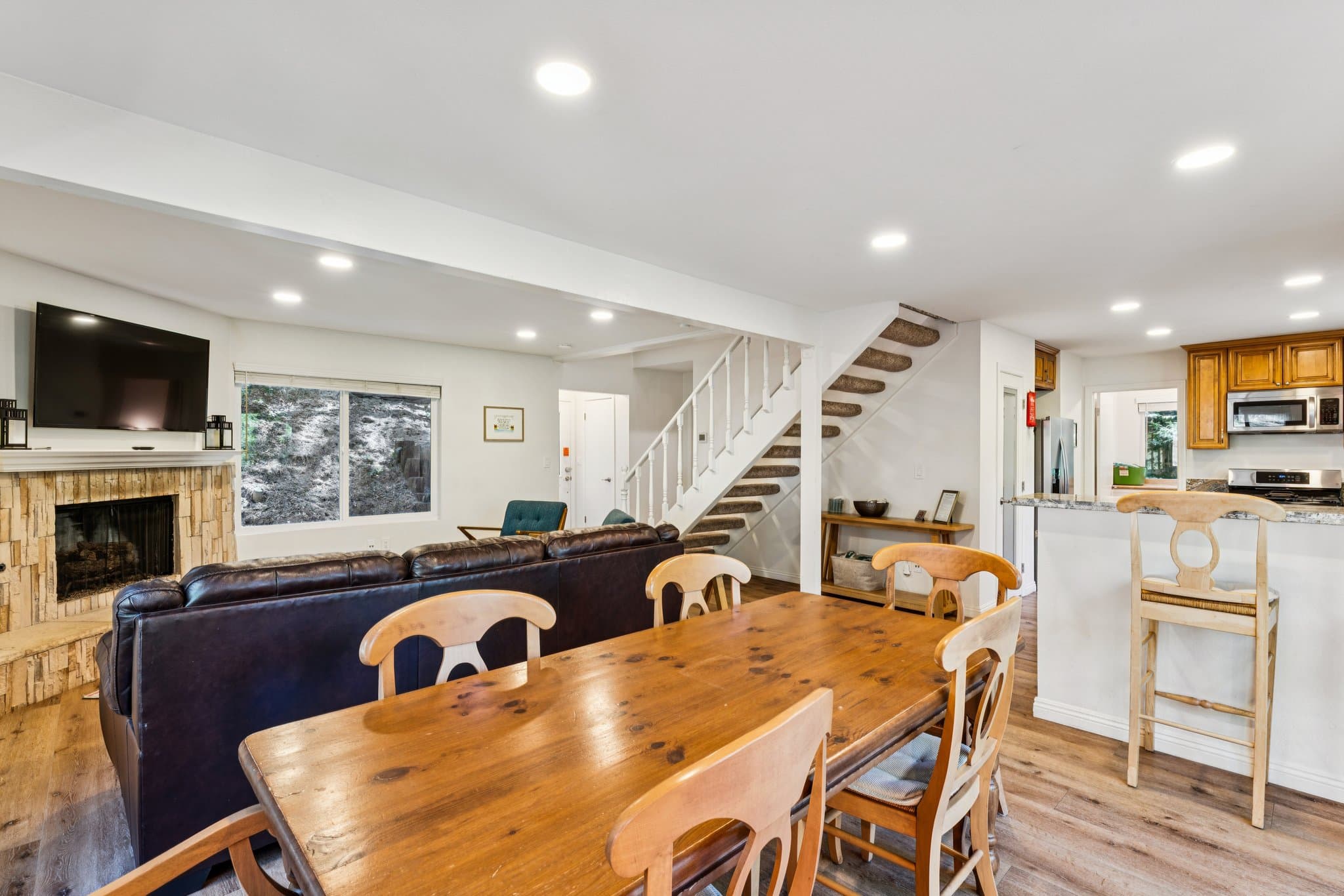 Lake Arrowhead House: 388 Merrimack