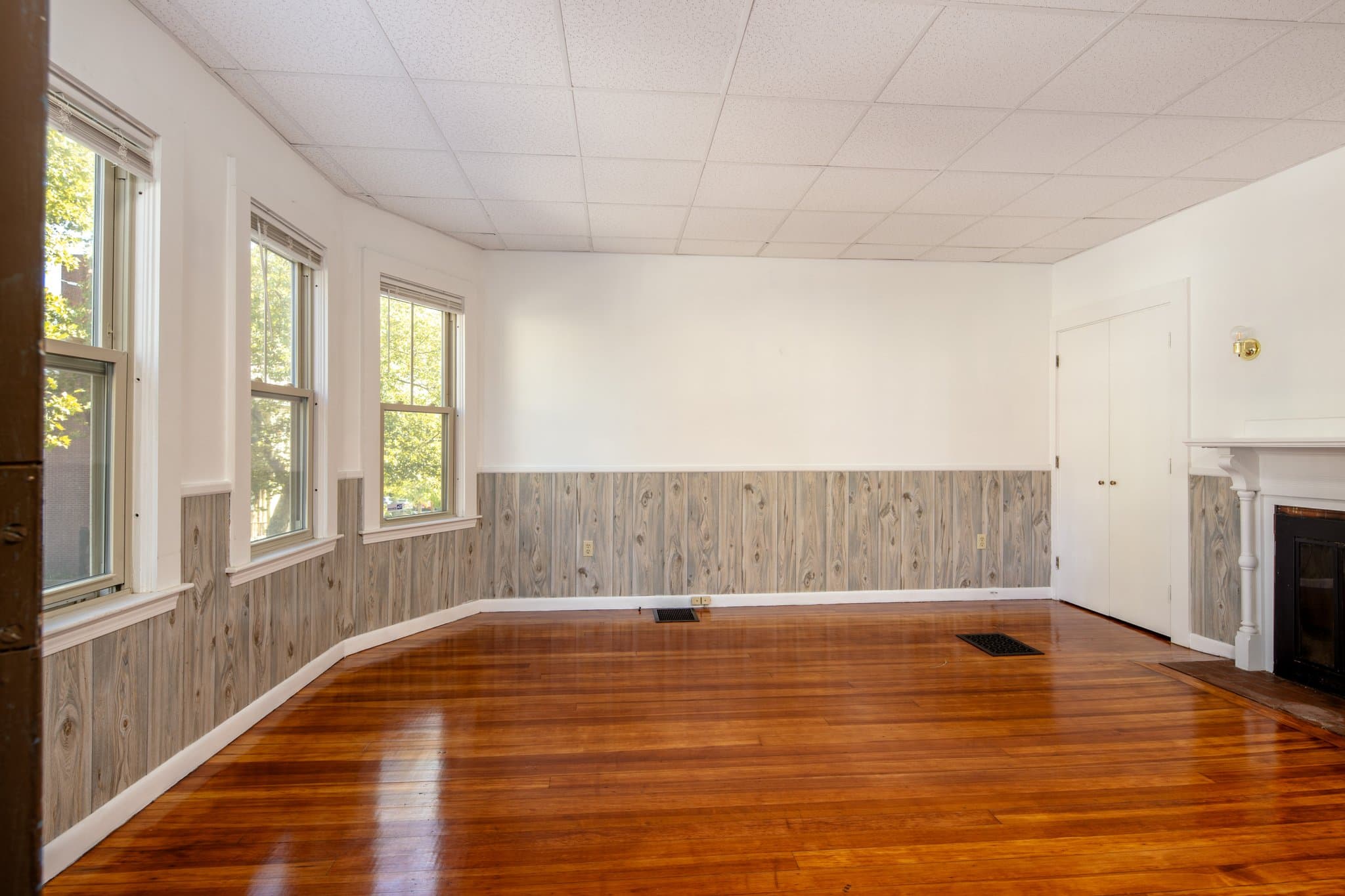 New Bedford Multiplex: 108 School St