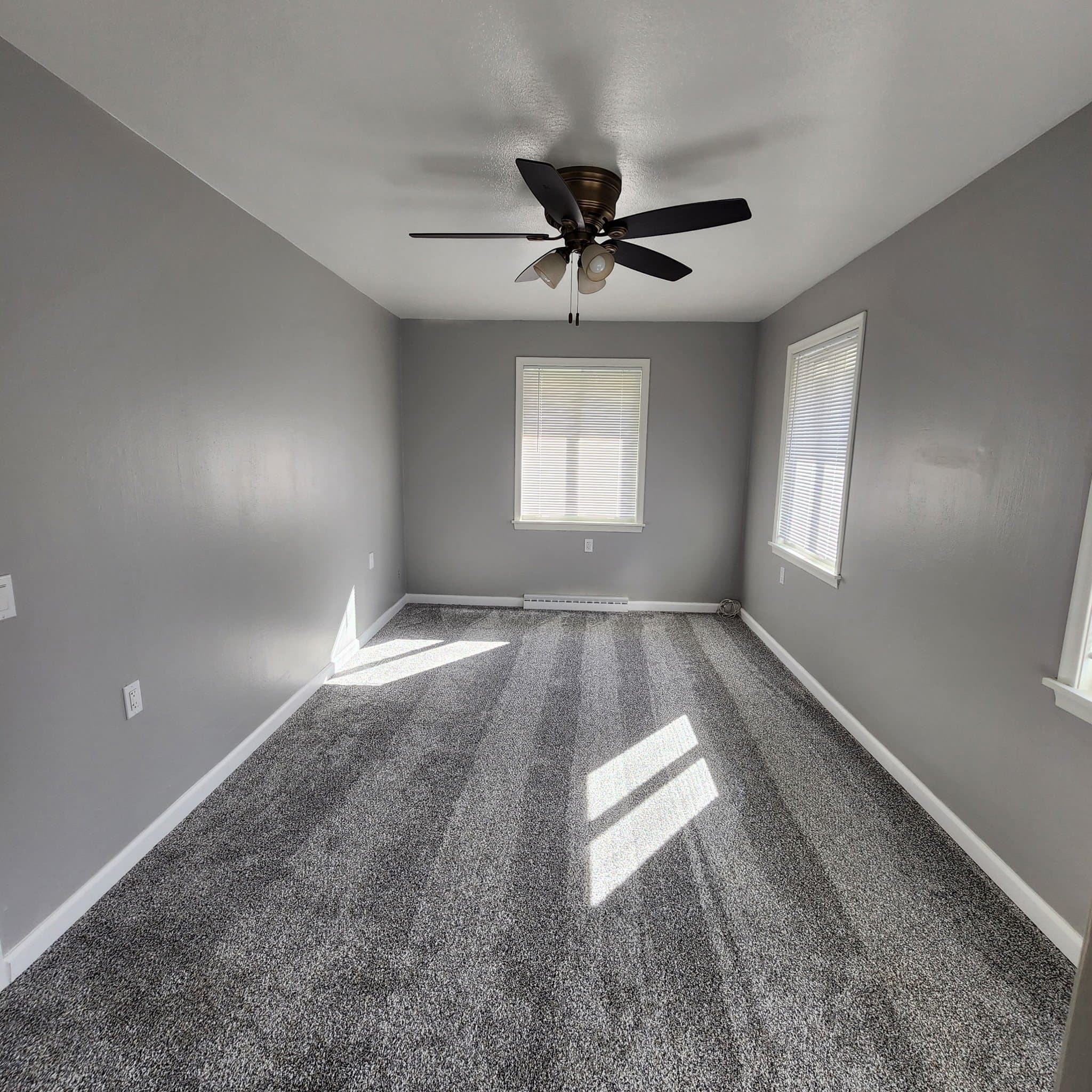 Oakdale House: 5259 Geneva Ave N