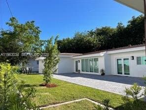 Coral Gables Townhome: 5352 Orduna Dr
