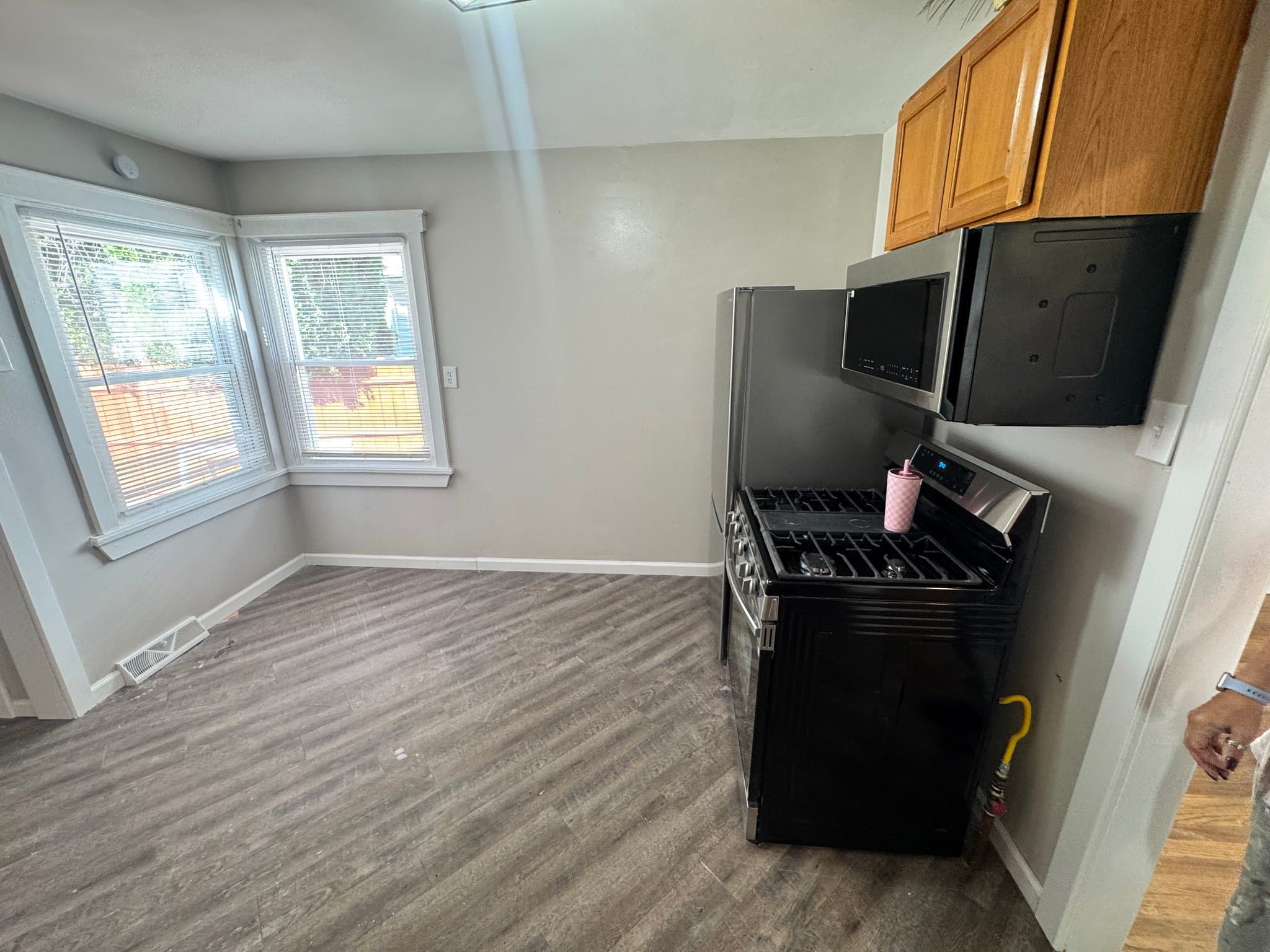 Madison Heights House: 27645 Dartmouth
