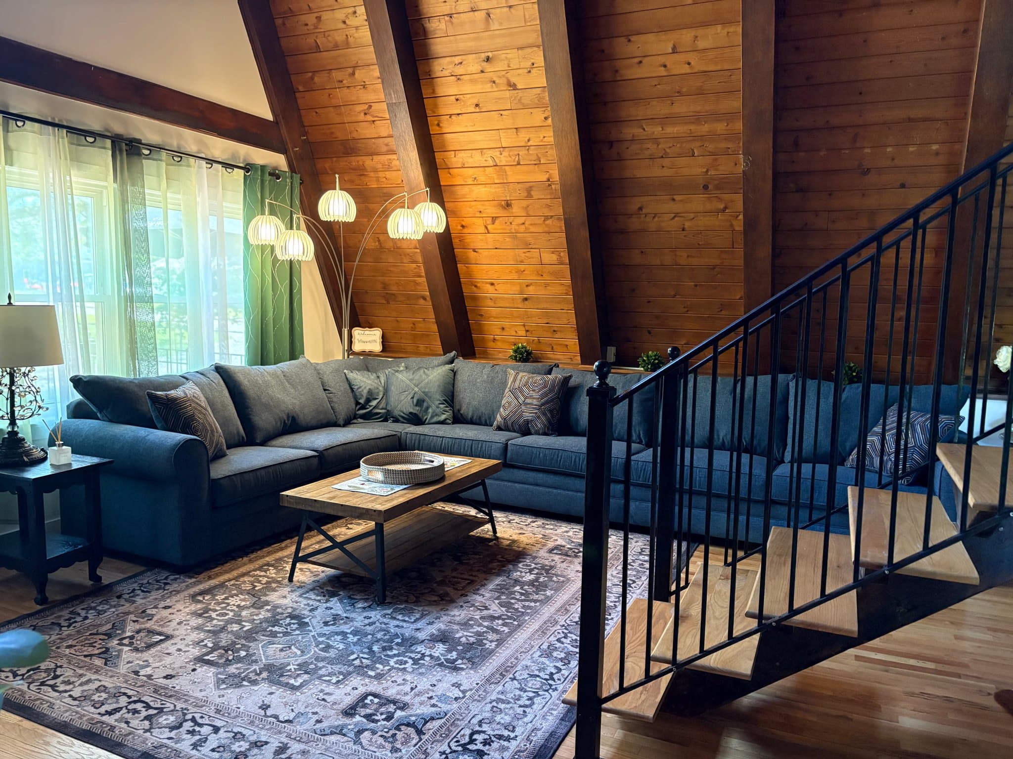 Culver House: 915 Obispo St