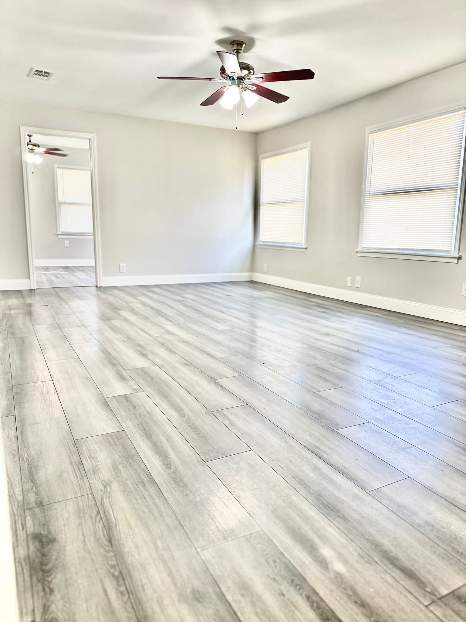 Arlington House: 812 Forrestal Dr