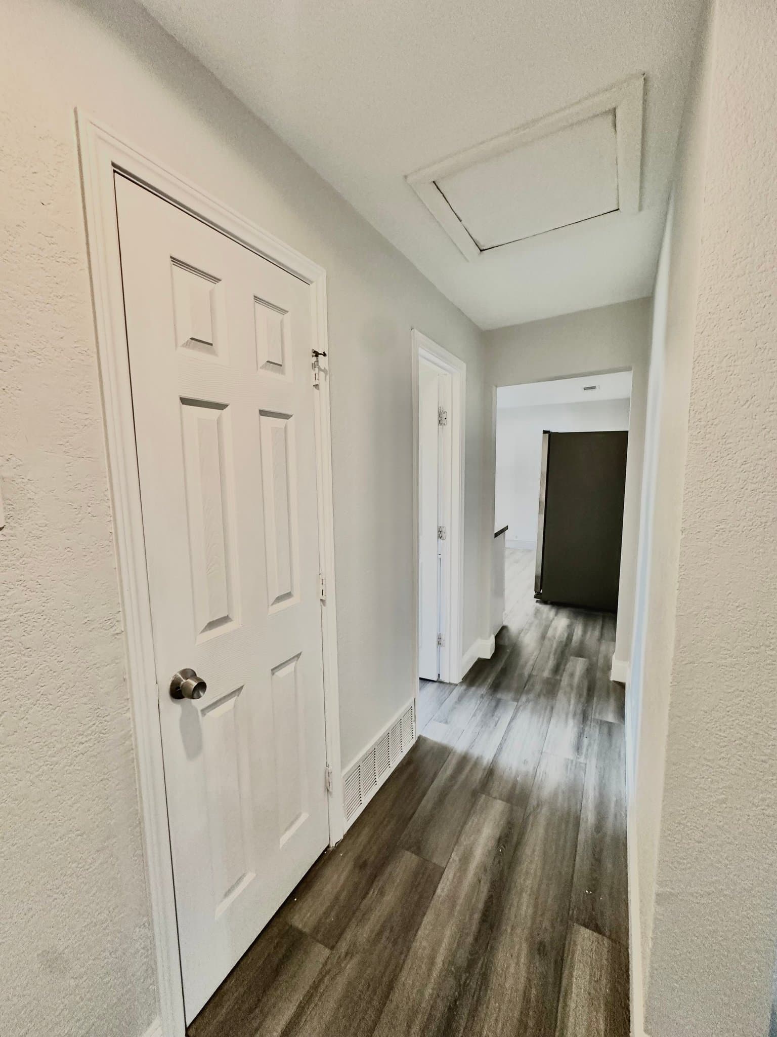 Arlington House: 812 Forrestal Dr