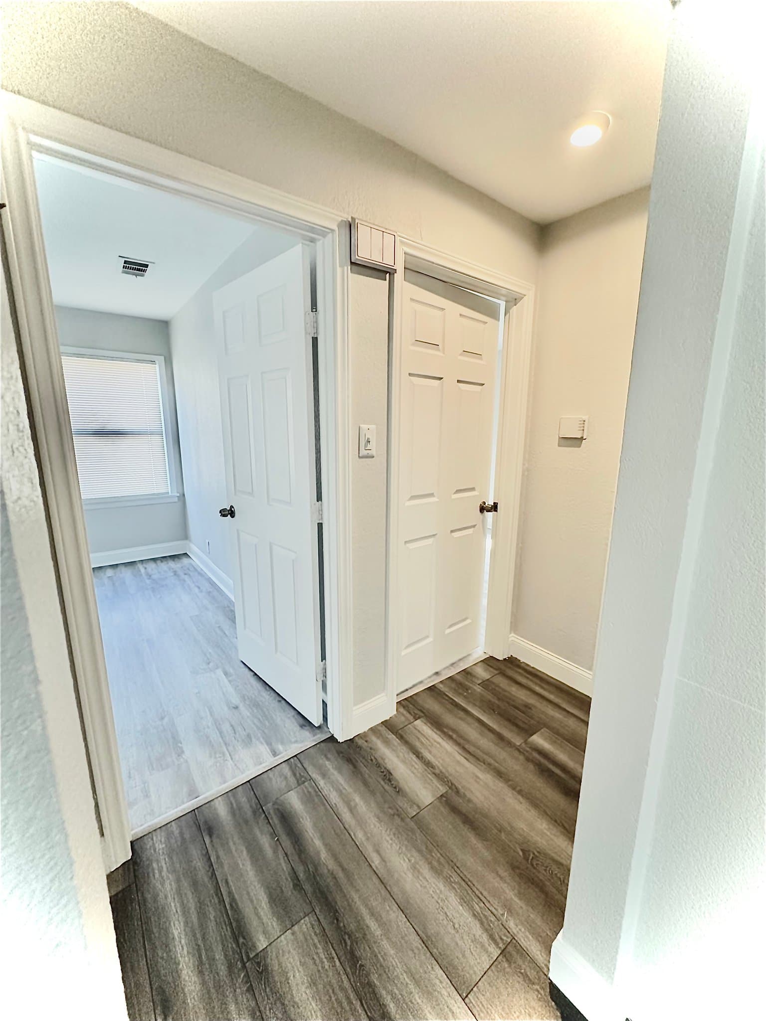 Arlington House: 812 Forrestal Dr