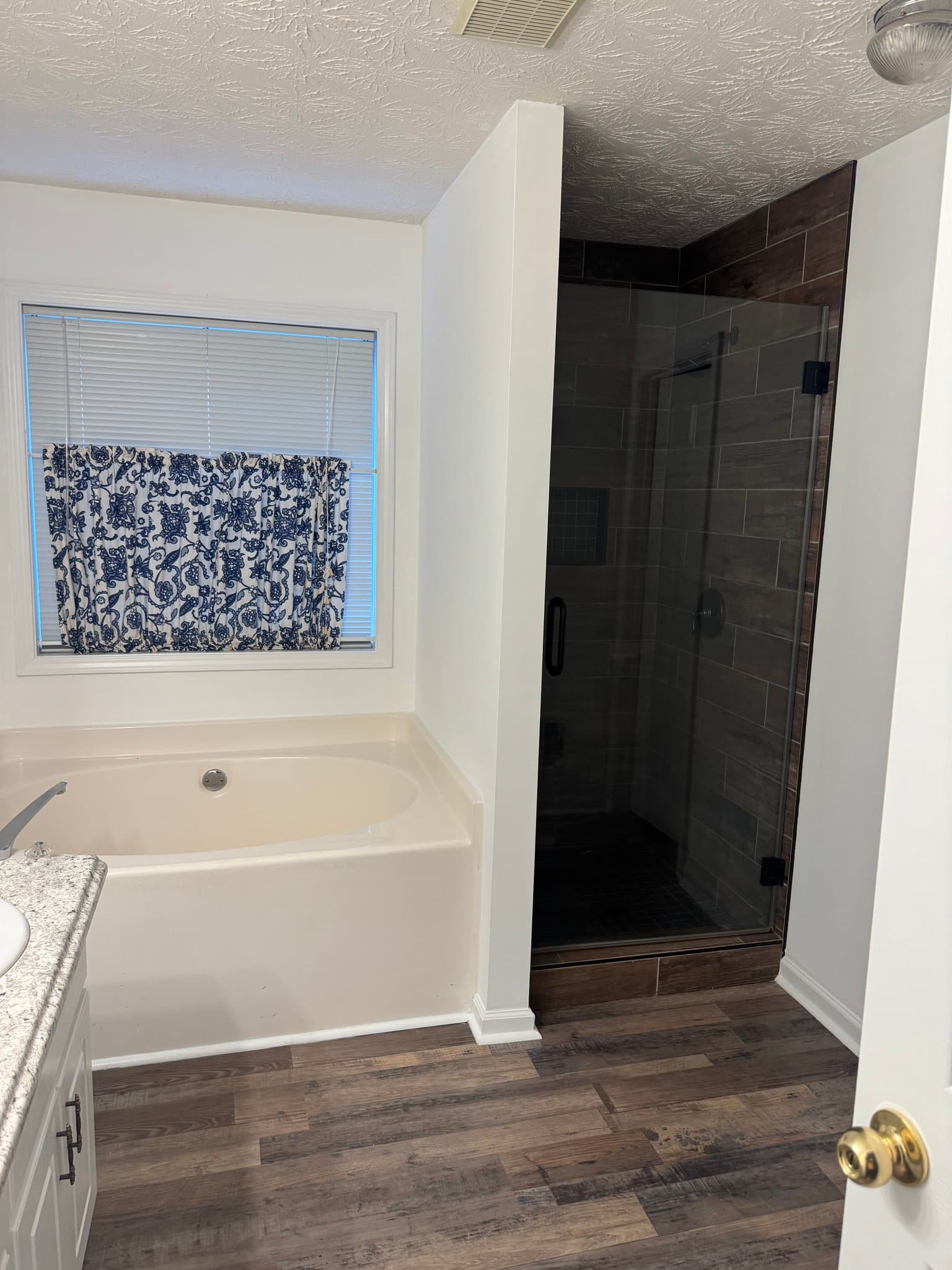 Covington House: 35 Blue Jay Dr