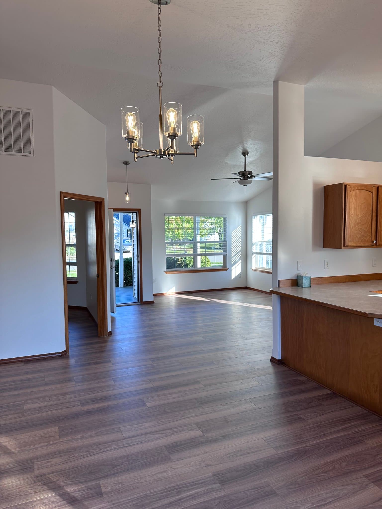 Post Falls House: 375 E Tiger