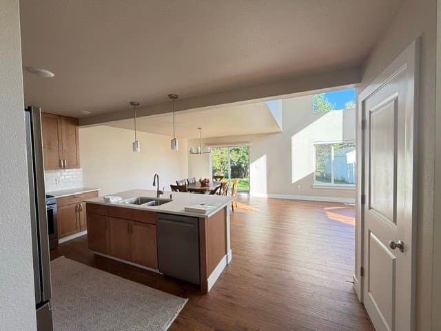 Anchorage House: 2527 Wesleyan Dr