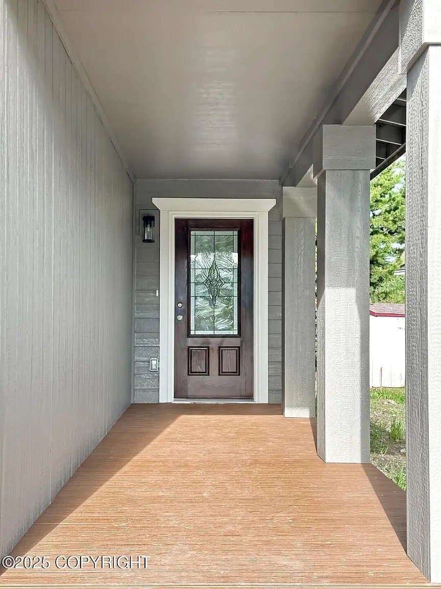 Anchorage House: 2527 Wesleyan Dr