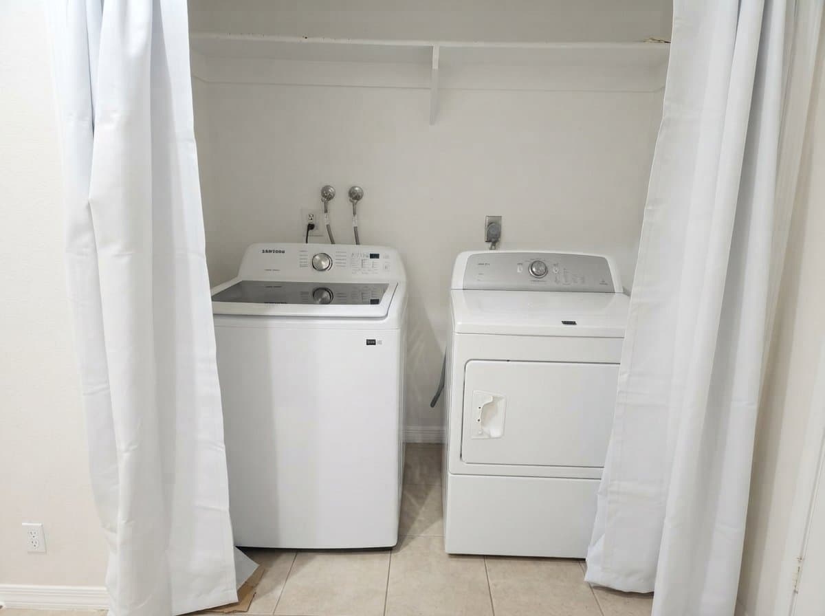 San Diego Condo: 7003 Saranac St