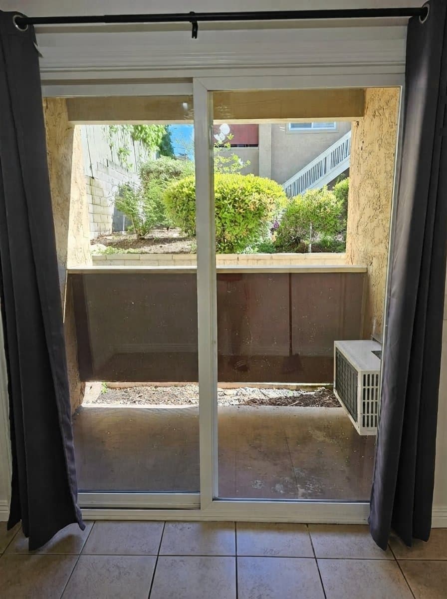 San Diego Condo: 7003 Saranac St