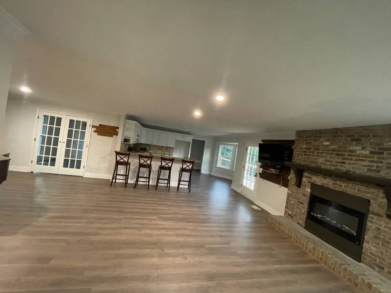Winder House: 806 clyde boyd rd