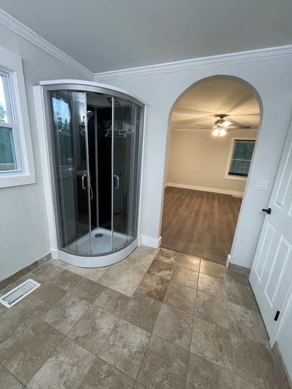 Winder House: 806 clyde boyd rd