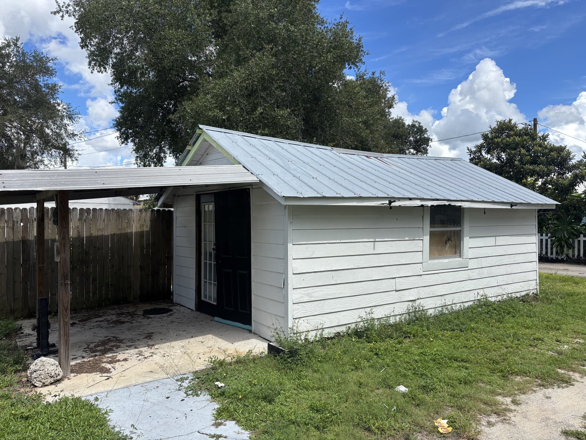 Sebring House: 410 S Franklin St