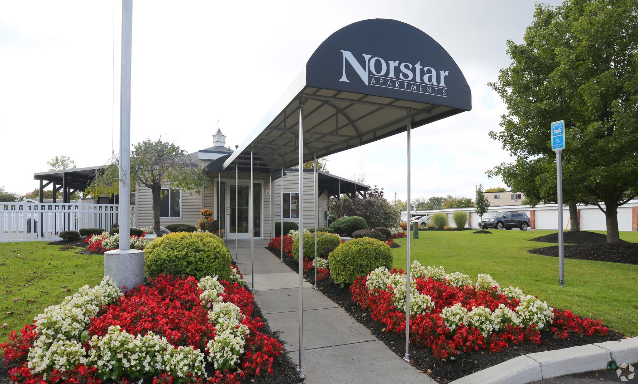 Liverpool Apartment: 4784 Norstar